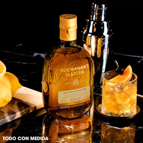 Whisky Buchanans Master 750 ml. 5 Whisky Buchanans Master 750 ml.