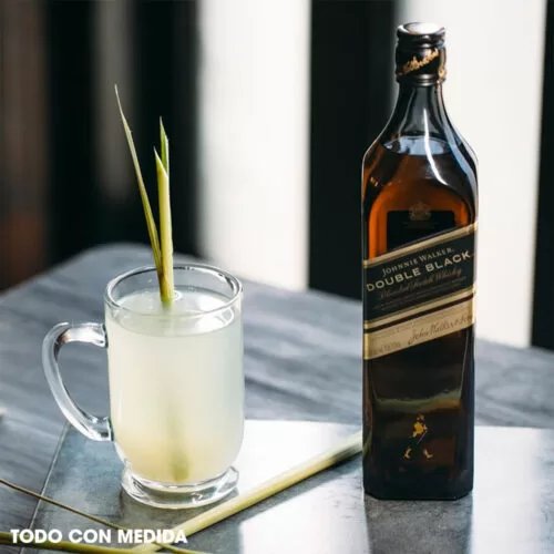 Whisky Johnnie Walker Double Black Label 750 ml. 5 Whisky Johnnie Walker Double Black Label 750 ml.