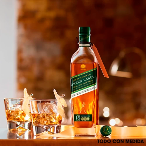 Whisky Johnnie Walker Green Label 700 ml. 5 Whisky Johnnie Walker Green Label 700 ml.