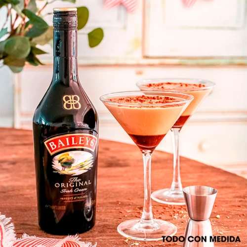 Crema De Whisky Baileys 700 ml. 5 Crema De Whisky Baileys 700 ml. PERFECT SERVE