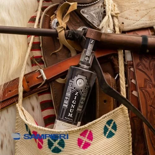 Mezcal Zignum Joven 700 ml. 4 Mezcal Zignum Silver 700 ml.