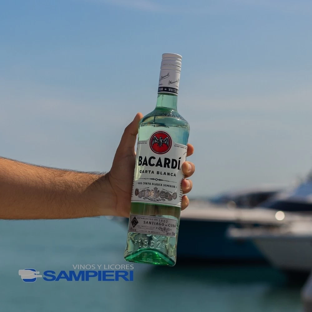 Ron Bacardi Blanco 700 ml. 2 Ron Bacardi Blanco 750 ml.