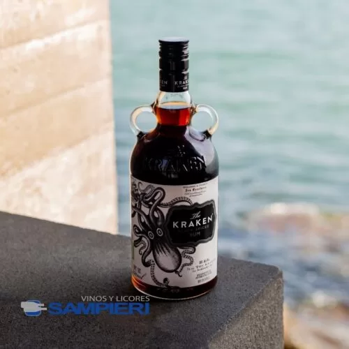 Ron Kraken Black 750 ml. 3 Ron Kraken Black 750 ml.