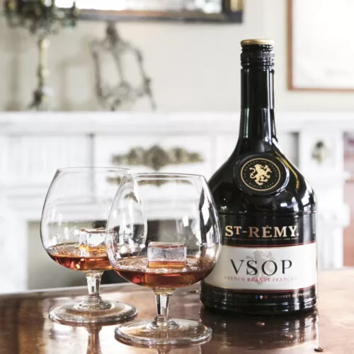 Brandy ST Remy VSOP 700 ml. 5 Brandy ST Remy VSOP 700 ml.