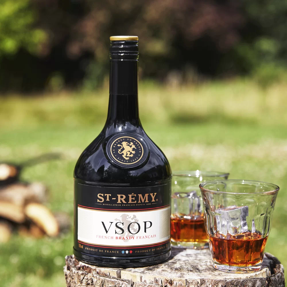 Brandy ST Remy VSOP 700 ml. 2 Brandy ST Remy VSOP 700 ml.