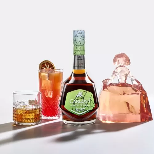 Brandy Carlos I 700 ml. 9 BRANDY CARLOS I 700 ml.
