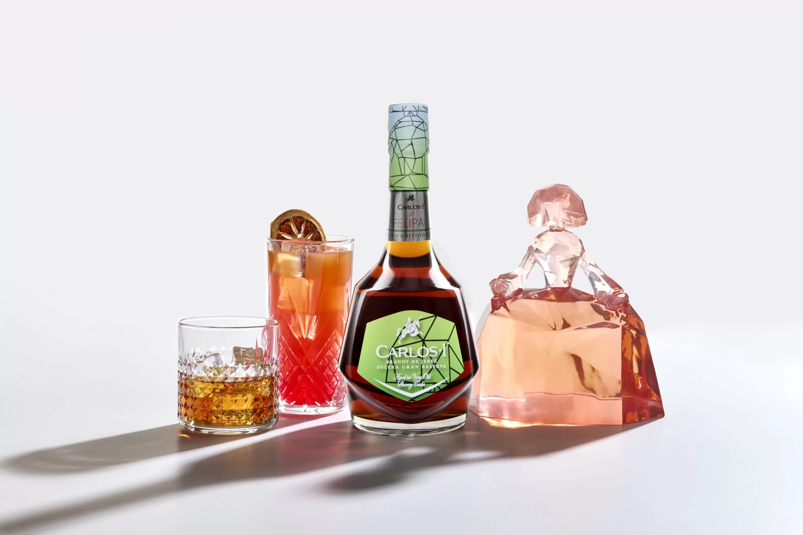 Brandy Carlos I 700 ml. 5 BRANDY CARLOS I 700 ml.