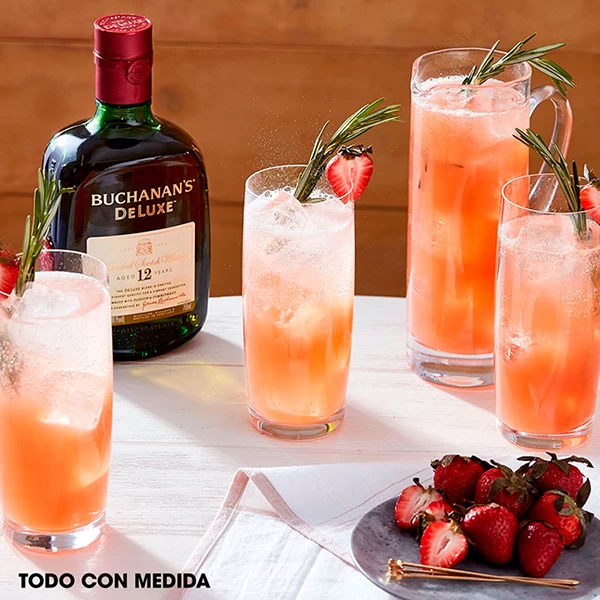Whisky Buchanans 12 Años 1000 ml. 2 Whisky Buchanans 12 Años 375 ml.