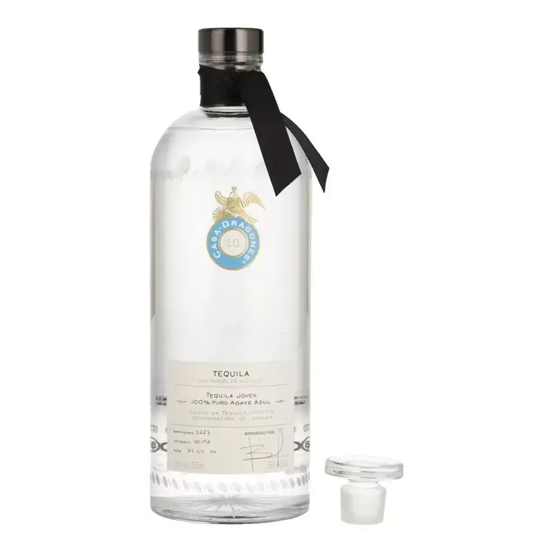 Tequila Casa Dragones Joven 750 ml. 1 TEQUILA CASA DRAGONES JOVEN 750 ml.