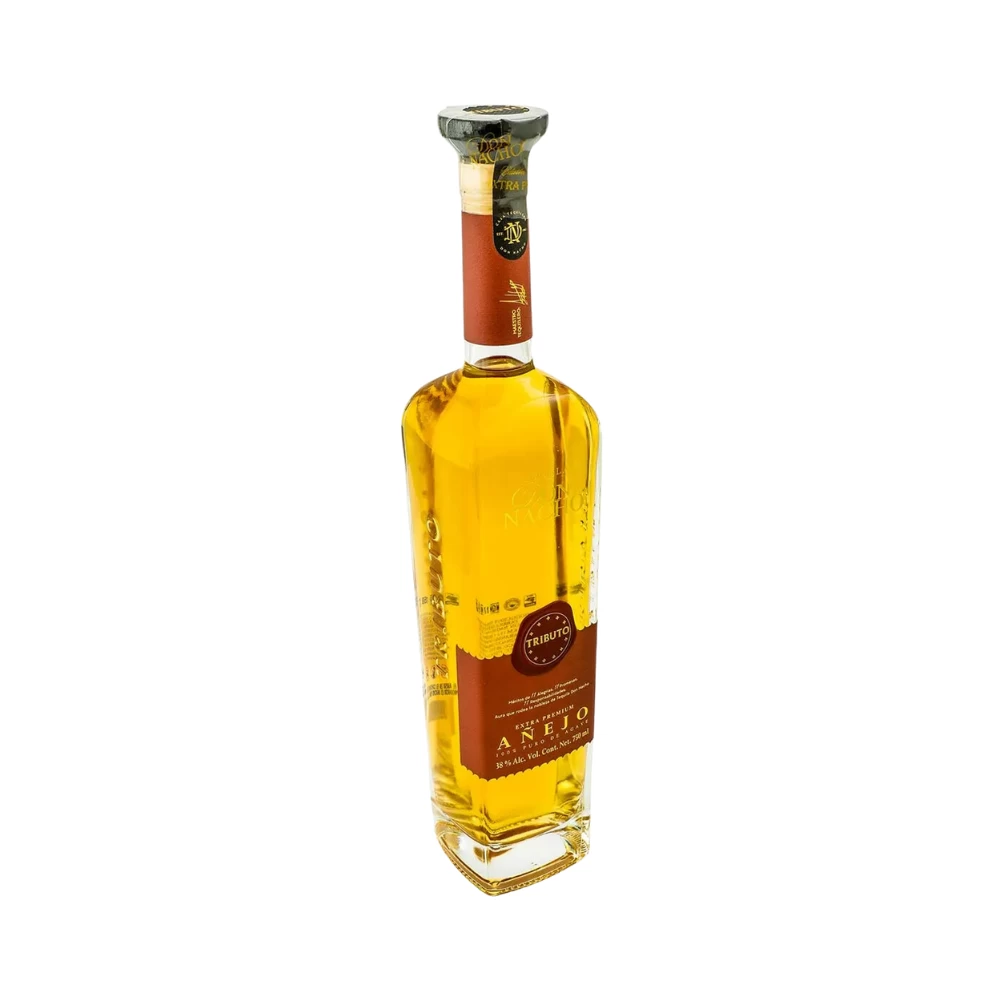 Tequila Don Nacho Añejo Tributo 750 ml. 2 Tequila Don Nacho Añejo Tributo 750 ml.