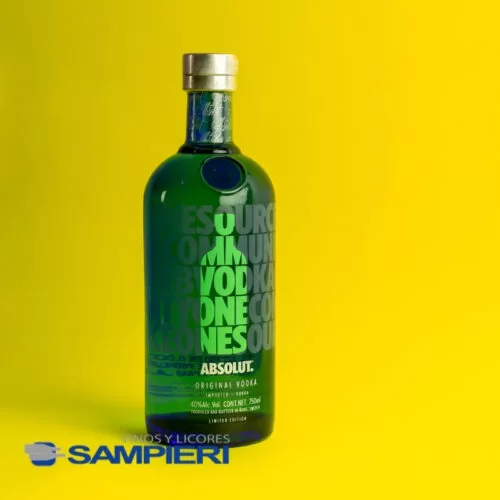 Vodka Absolut One 750 ml. 3 Vodka Absolut One 750 ml.