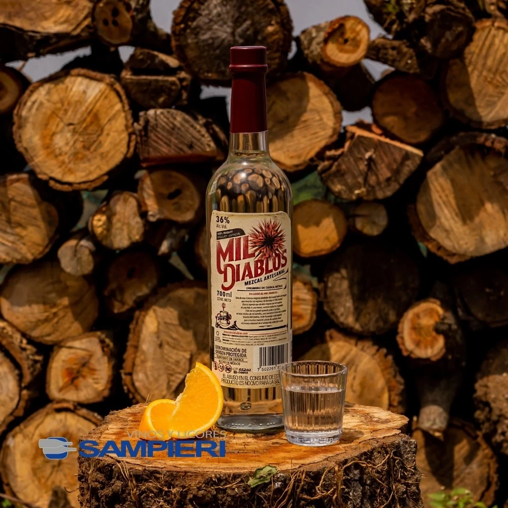 Mezcal Artesanal Mil Diablos Espadin 700 ml. 2 Mezcal Artesanal Mil Diablos Espadin 700 ml.