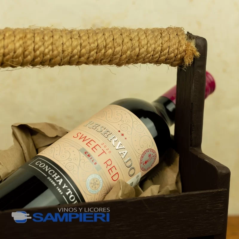 Vino Tinto Concha Y Toro Reservado Dulce 750 ml. 2 Vino Tinto Concha Y Toro Sweet Red 750 ml.
