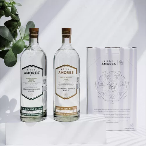 Mezcal Amores Espadin Joven 750 ml. + Cupreata 750 ml. 7 MEZCAL AMORES ESPADIN JOVEN 750 ml. + CUPREATA 750 ml.