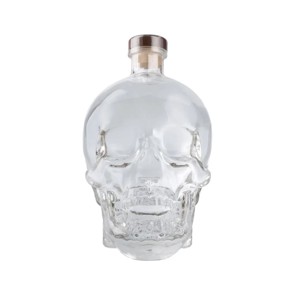 Vodka Crystal Head 1750 ml. 3 Vodka Crystal Head 1750 ml.
