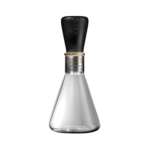Tequila Maestro Dobel 50 Cristalino 700 ml. 3 Tequila Maestro Dobel 50 Cristalino 750 ml.